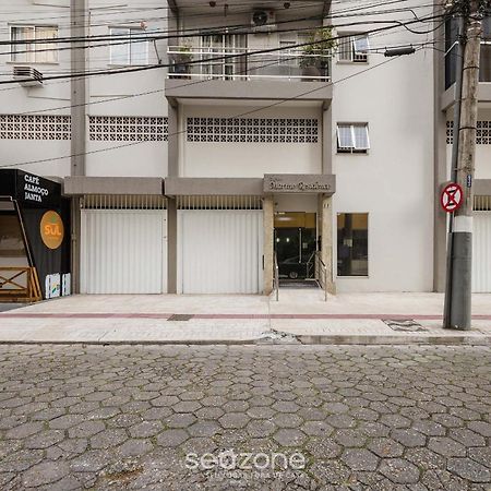 Apto C Varanda Prox Praia Loc. Privilegiada Mrn302 Balneário Camboriú 外观 照片